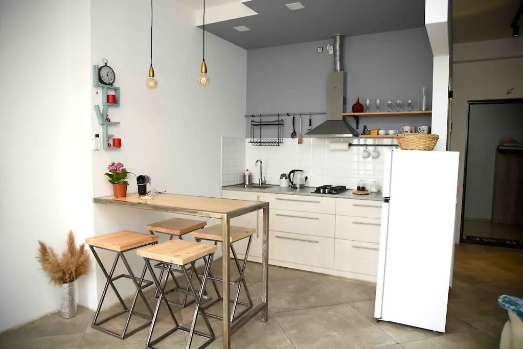 New! Cozy Stylish Apartment With Breathtaking View 트빌리시